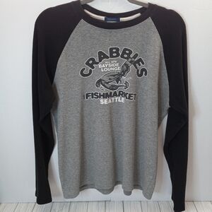 Old Navy Crabbie's Bayside Lounge FishMarket Seattle Long Sleeve Thermal Shirt